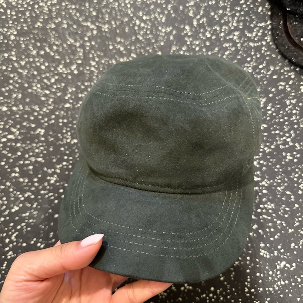 Women hats Army green